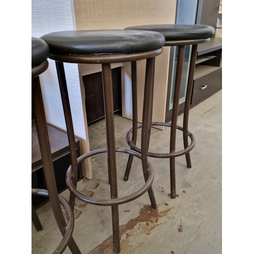 398 - Set of 6 x Metal Bar Stools with Black Vinyl Round Seats, (6)