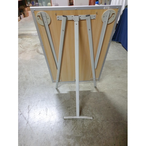 323 - Sturdy Tripod Flipchart Easel with universal Pas Holder Together with Plain Flip Chart Pad