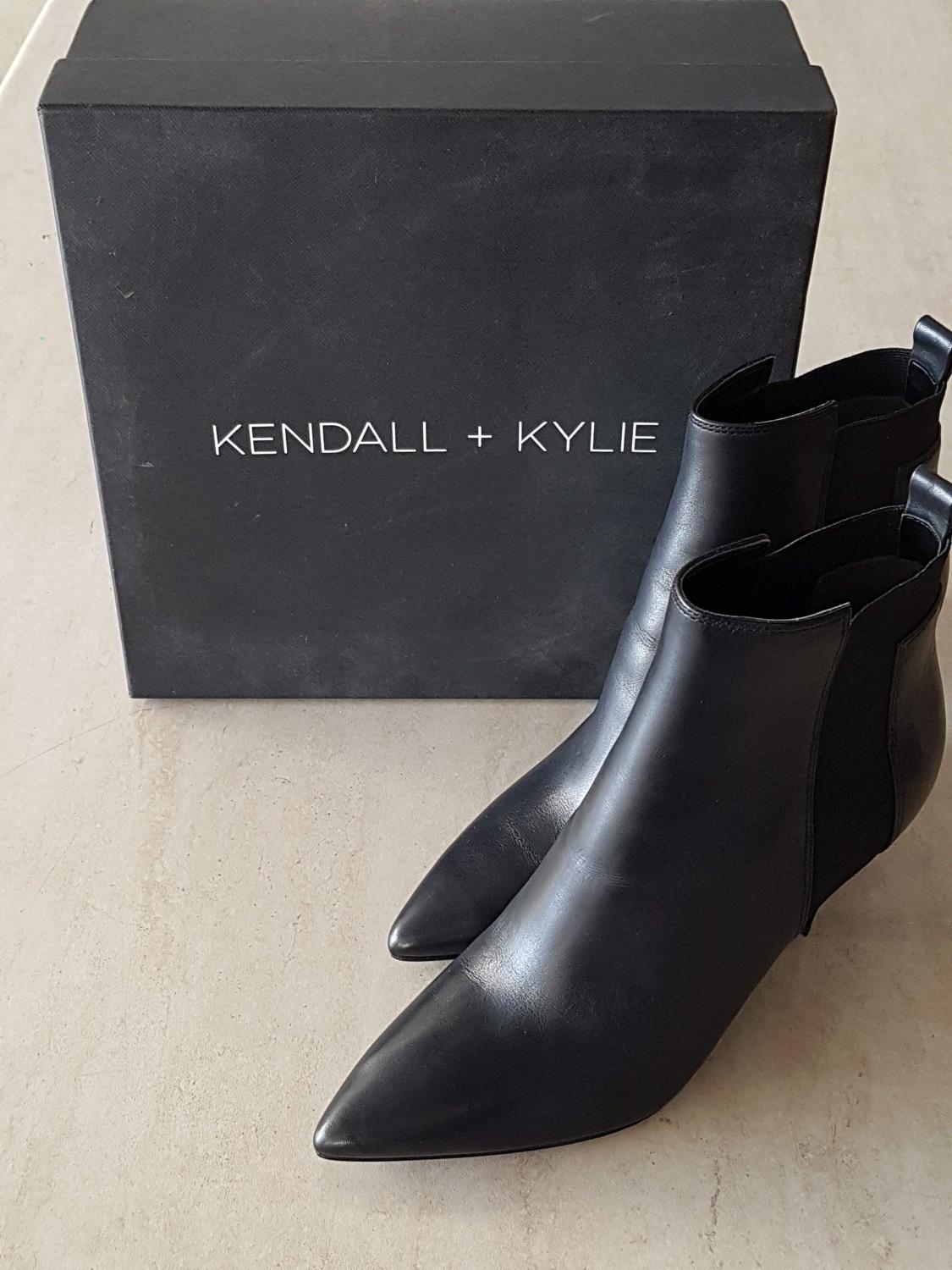 Kendall and kylie clearance finch leather ankle boots