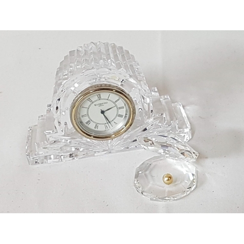 609 - Small Crystal Clock and Crystal Ornaments (Clock 10 x 6cm and Ornament 4 x 4cm)