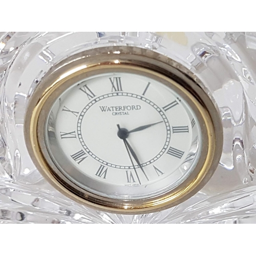 609 - Small Crystal Clock and Crystal Ornaments (Clock 10 x 6cm and Ornament 4 x 4cm)