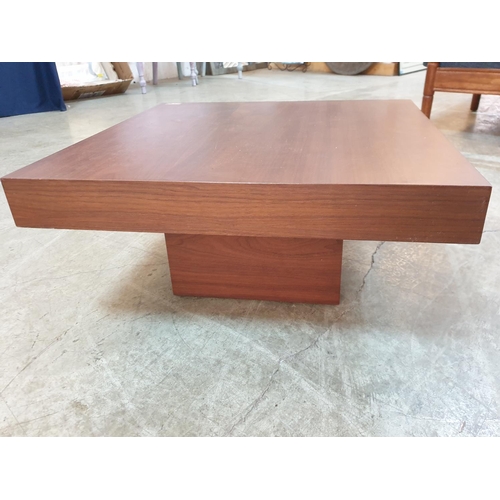 740 - Small Modern Square Side Table (28 x 60 x 60cm)