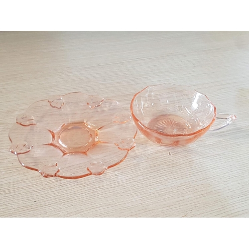 143 - Collection of Retro Pink Glass Fruit Bowl (Ø22.5cm) and 3 x Tea Cups with Matching Saucers