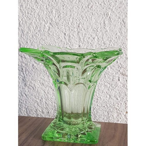 158 - Retro Green Glass Vase (Probably Uranium Glass), (H:18cm)