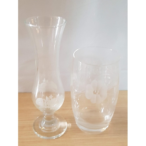 581 - Assorted Collection of Vintage and Retro Glasses Together with 2 x Large Glass Beer Steins and 2 x 