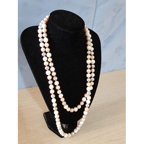 92A - Japanese Cultured Pearls in Three Colours (L:132cm)