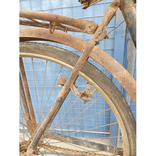 129 - Antique Men's Bicycle (Needs Restoration)