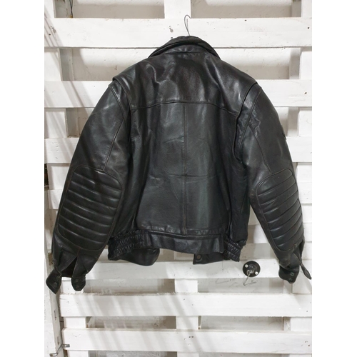 230 - Vintage Frank Thomas Heavy Leather Bikers Jacket