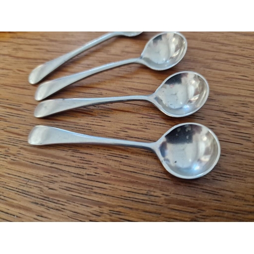 104 - Set of 4 x Sterling Silver Small Spoons, (Approx. L: 7cm, Total Weight 17.8g)