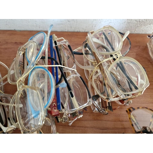 62 - Box with Large Qty of Assorted Ophthalmic Frames, (Approx. 100pcs), Unused / Demo