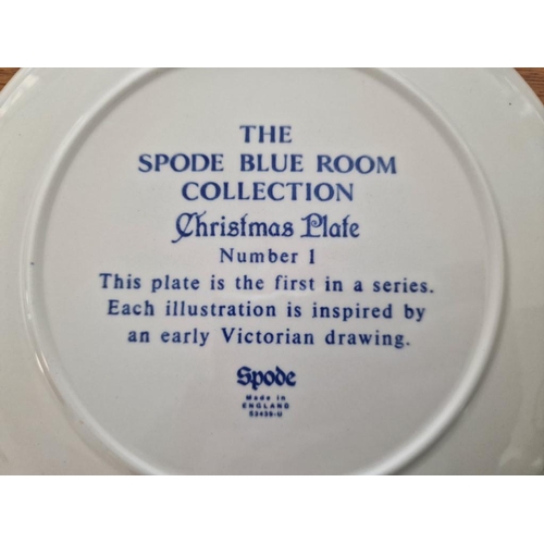 200 - Collection of Plates; Spode Blue Room Collection, Royal Albert Shakespeares Flowers, M&S, Zara and 2... 