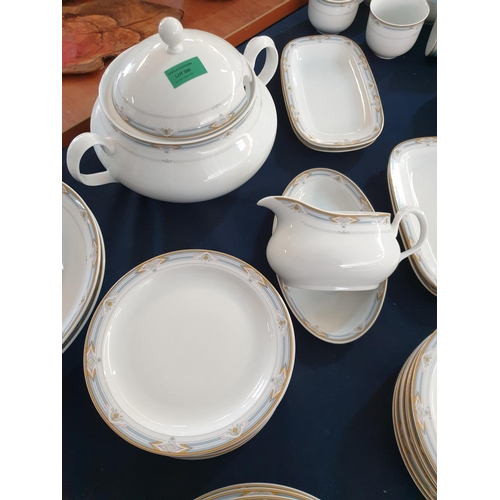 206 - Huge Qty of 'Thun, Carlsbad' Fine Porcelain Tableware (Dinner Set with Serving Crockery and Tea Set)... 