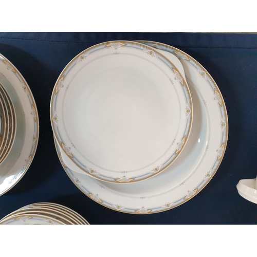 206 - Huge Qty of 'Thun, Carlsbad' Fine Porcelain Tableware (Dinner Set with Serving Crockery and Tea Set)... 