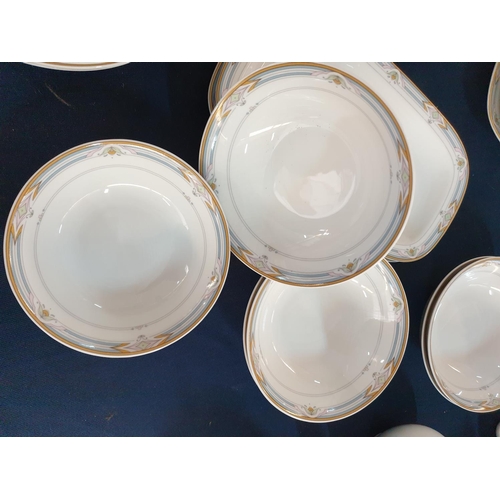 206 - Huge Qty of 'Thun, Carlsbad' Fine Porcelain Tableware (Dinner Set with Serving Crockery and Tea Set)... 