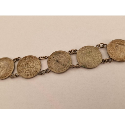 147 - Silver (.500) British Three Pence Coin (x9) Bracelet, (Approx. L: 18cm)