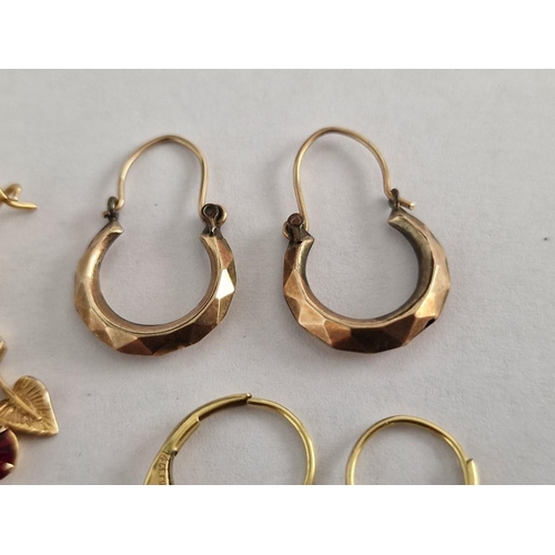 67 - 3 x Pairs of Gold Earring; Maple Leaf, Hanging Leaves with Red Stone and Vintage Hoops, (2 x 9ct and... 