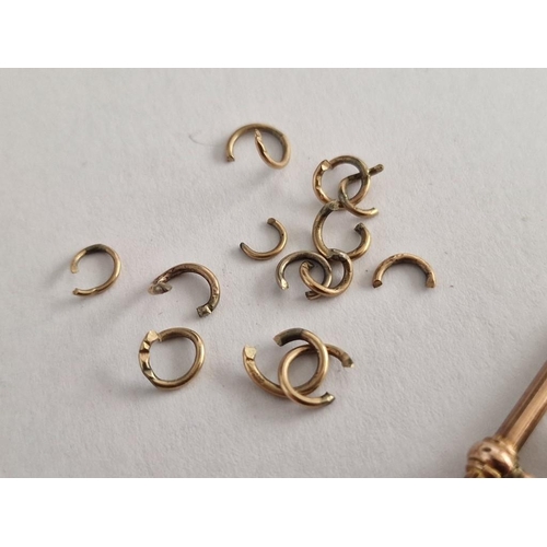 68 - Collection of 9ct Gold Pieces; 'T' Bar and Hook for Albert Watch Chain, 1 x Earring, 2 x Chains (a/f... 