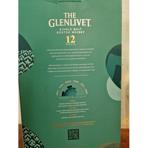 9A - The Glenlivet 12 Year Single Malt Scotch Whisky Gift Set, 700ml, 40%, with 2 x Glasses in Presentati... 