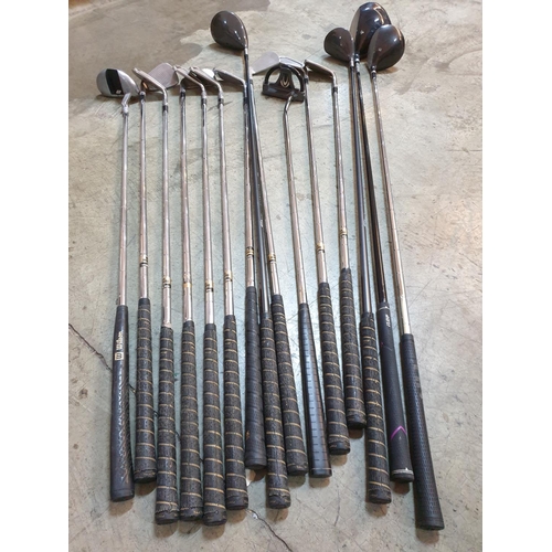 380 - Golf Club Set in Carry Bag (Titleist, Wilson, Dunlop and Others)