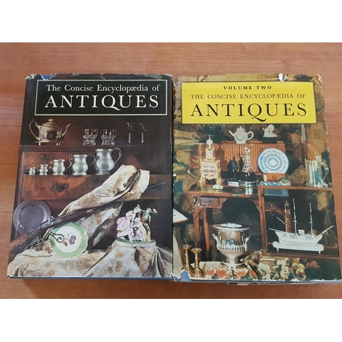 371 - Collection of 7 x Books inc; Antique Guides