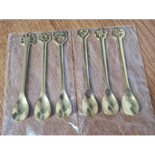 141 - Set of 6 x 'Casa Bugatti' (Italy) Gold Tone Finish 18/10 Stainless Steel Tea Spoons with Different L... 