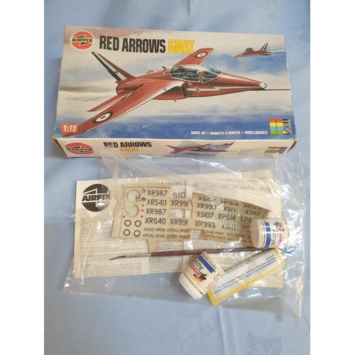 79 - 3 x Model Aircraft Kits. A/F Missing Plane Parts (Red Arrows).