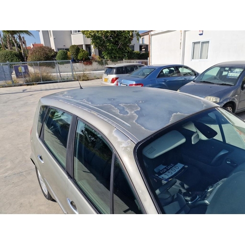 77 - Renault Scenic Dynamique (2007), 1.5Ltr, Manual Diesel, 5-Door Estate, 181,000miles, Road Tax June 2... 