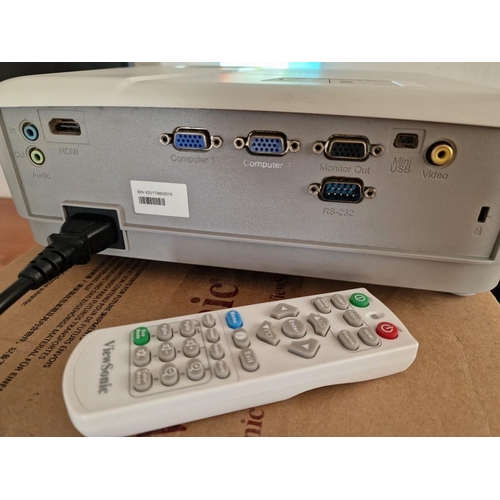 826 - ViewSonic Digital Projector, PA503W, (Model: VS16907), Looks Unused, Dated 05/21, with Box, * Basic ... 