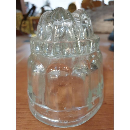 98 - Vintage Oval Glass Jelly Mould (1/2pt)