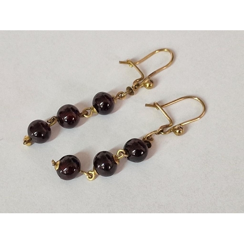 92 - Pair of 9ct Gold 3 x Red Stone Drop Earrings, (Approx. H: 5cm, Weight 3.3g)