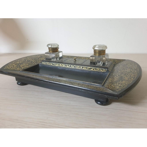 128 - An Antique French Boulle Cut Brass Inlaid Inkstand / Desk Tidy (Approx 38cm x 23cm) (VAR 1508)