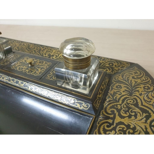 128 - An Antique French Boulle Cut Brass Inlaid Inkstand / Desk Tidy (Approx 38cm x 23cm) (VAR 1508)