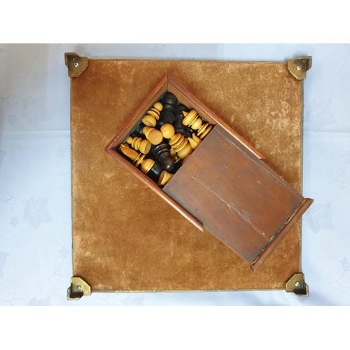 826 - Antique / Vintage Carved Hard Wood Chess Set with Storage Box / Chess Board