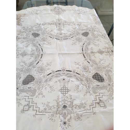 511 - Lefkara Style Crema Coloured Oval Shaped Tablecloth with 8 x Matching Napkins / Place MAts (Approx T... 