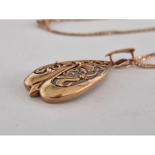 133 - 14ct Gold Pendant with Pierced Floral Pattern, on 14ct Gold Chain Necklace, (Approx. L: 60cm, H: 35m... 