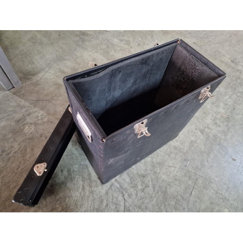 33 - Black Padded Equipment Case with Lift Off Lid, Handles & Clasp (55 x 29 x 60cm)