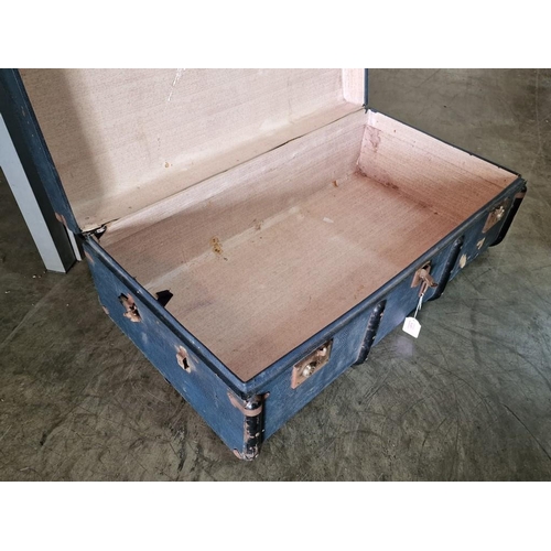 75 - Vintage Steamer Trunk with Metal Banding and Clasps, (Approx. 91 x 52 x 33cm)