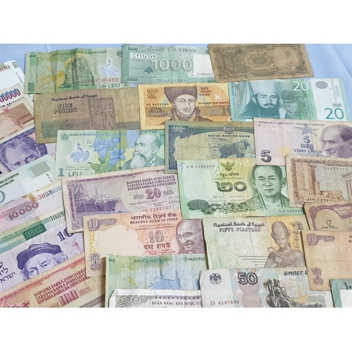 335 - Large Collection of Banknotes from Around the World (More than 50pcs)