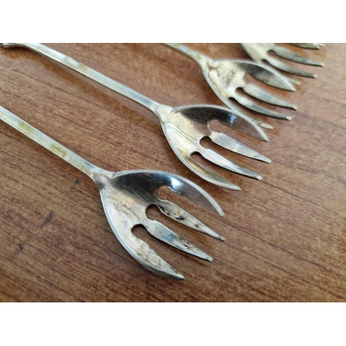 378 - Set of 6 x Silver .800 Dessert Forks (L:12cm, Total Weight 68gr)