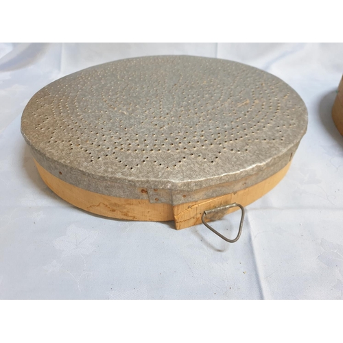 409 - Traditional Vintage Style Rustic Sieve (Ø36.5cm, Ø36.5cm)