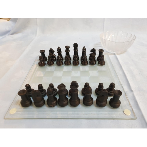 450 - Glass Chess Board (25 x 25cm) and Black Matt and Shinny Pawns