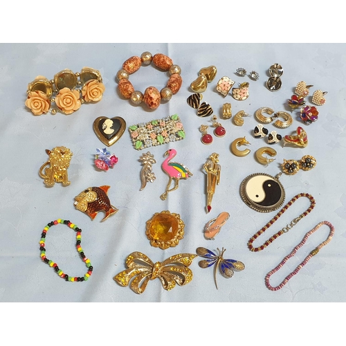 400 - Huge Vintage and Retro Custom Jewellery (Earrings, Rings, Brooches and Other) More than 50pcs