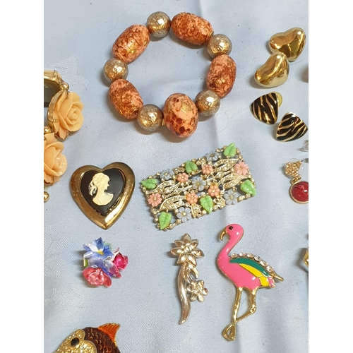 400 - Huge Vintage and Retro Custom Jewellery (Earrings, Rings, Brooches and Other) More than 50pcs