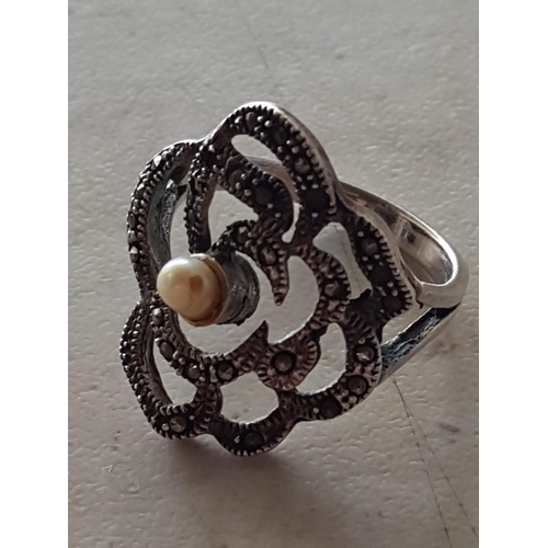 447 - Daisy Marcasite Silver Ring with Little Pearl in Centre