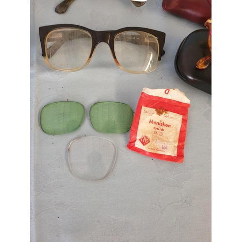 420 - Collection of 12 x Retro Sunglasses and Reading Glasses Together with Retro Glasses Lenses (3)