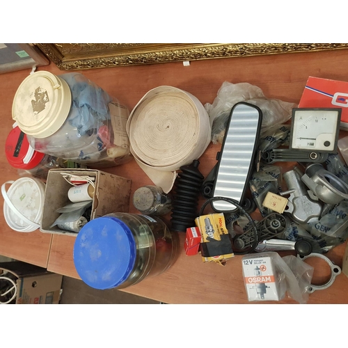 423 - Large Collection of Assorted Small Car Parts