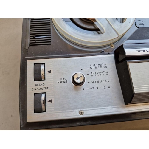 54 - Vintage Grundig TK125 Deluxe Reel to Reel Tape Recorder, (Untested)