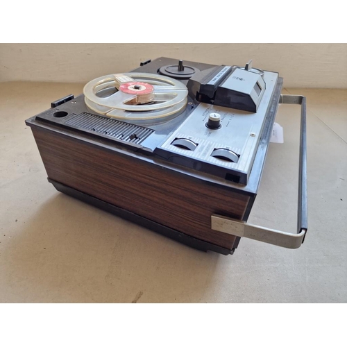 54 - Vintage Grundig TK125 Deluxe Reel to Reel Tape Recorder, (Untested)