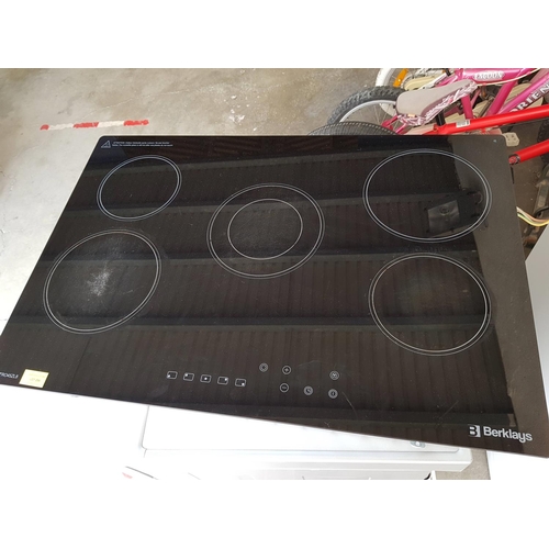 254 - Black Hob Ceramic Berklays, 5 - Zones (75 x 49cm) *Basic Test and Working*