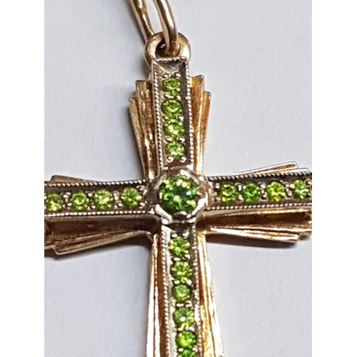 261 - 14ct Gold Cross Pendant with Green Stone (Approx 30 x 1.8cm Overall) Total Weight 2.77gr